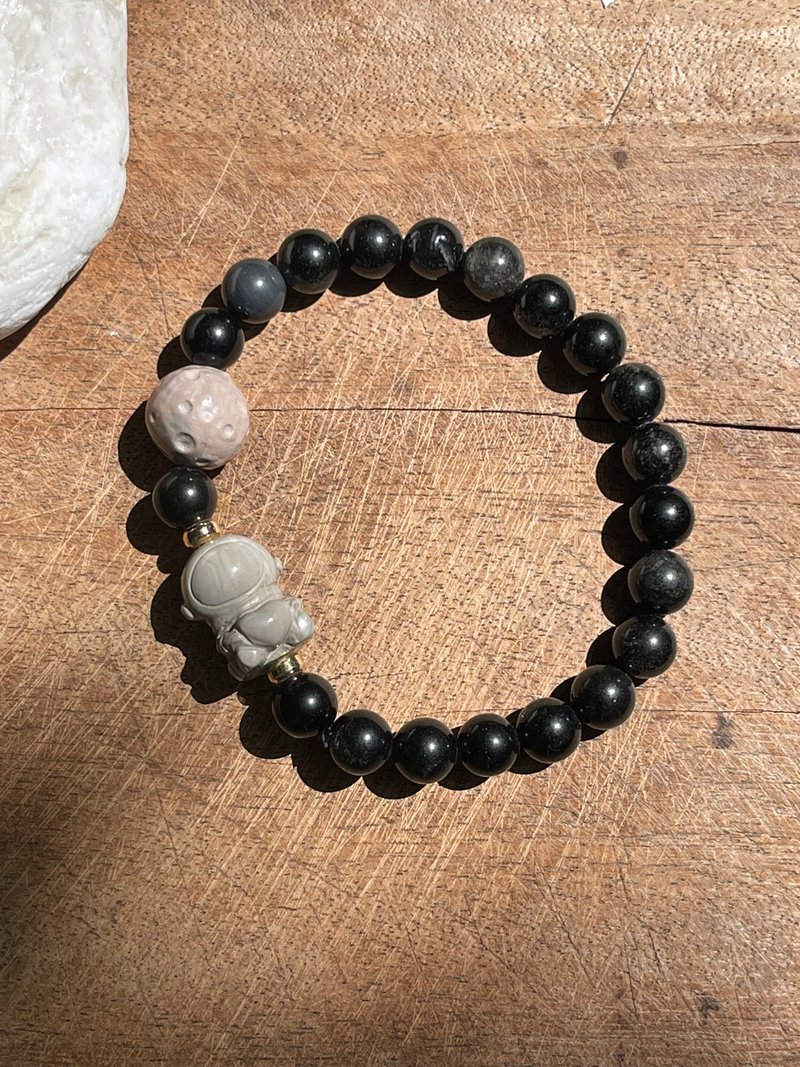 可可星人-阿拉善手雕小件。黑曜石加弹性绳。手围可修改 - 手链/手环 - 石头 黑色