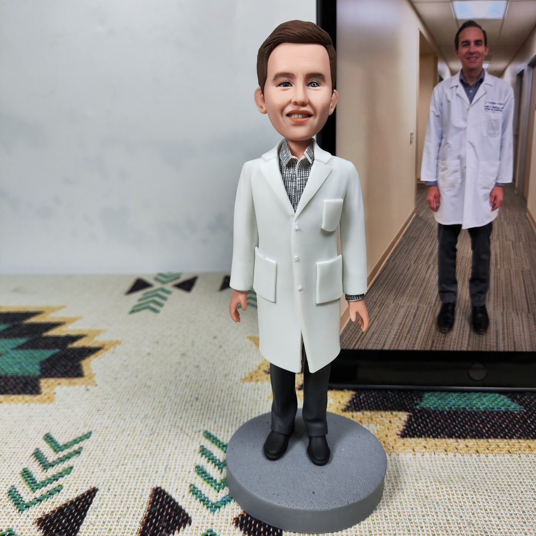 客制化人物公仔 人偶 3D人像画 似颜绘 肖像 定制 生日 纪念 医生 - 玩偶/公仔 - 粘土 多色