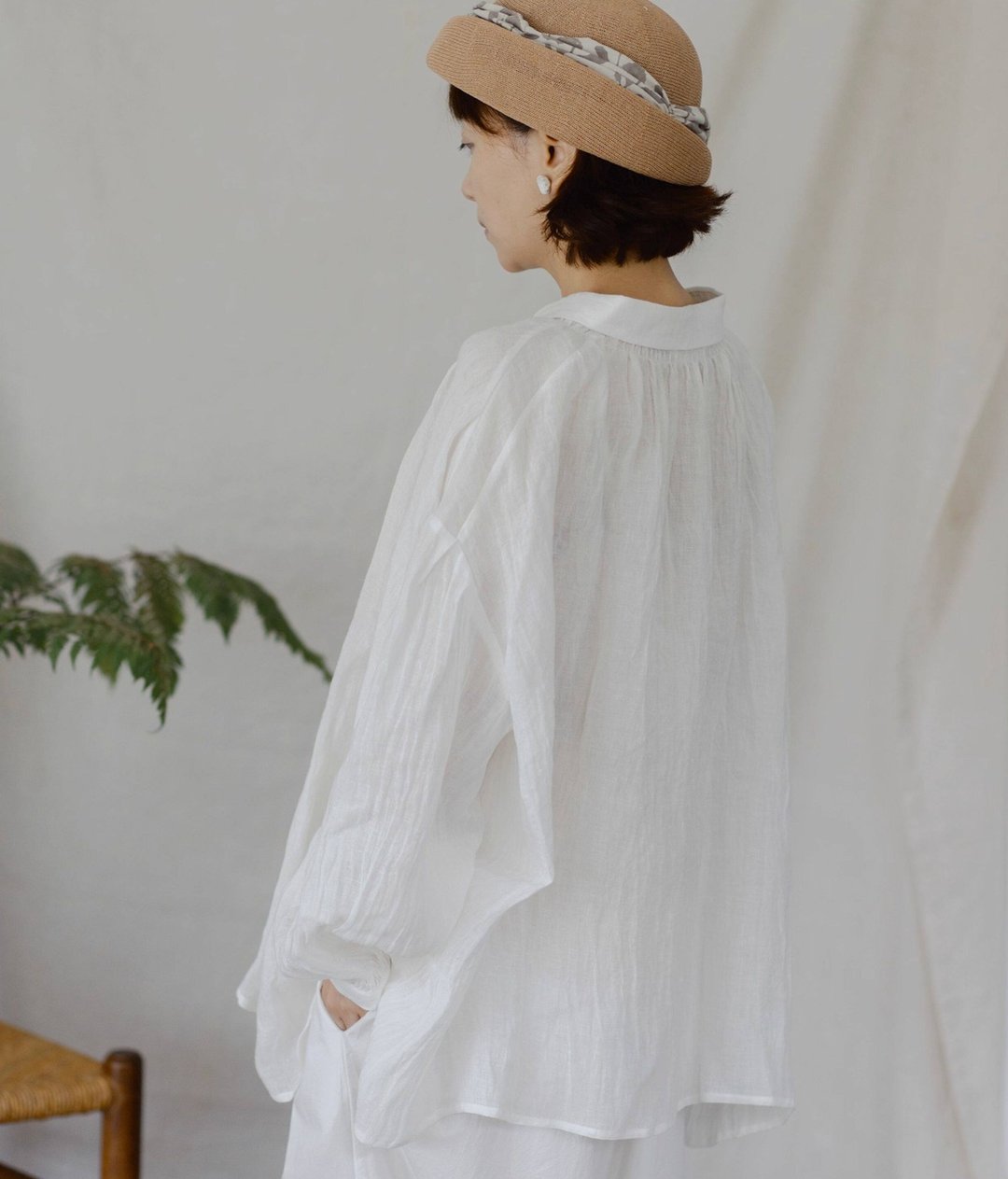 復古娃娃領亞麻白襯衫 / 廓形寬鬆長袖設計 / 日系甜美減齡款 - 女装衬衫 - 棉 白色