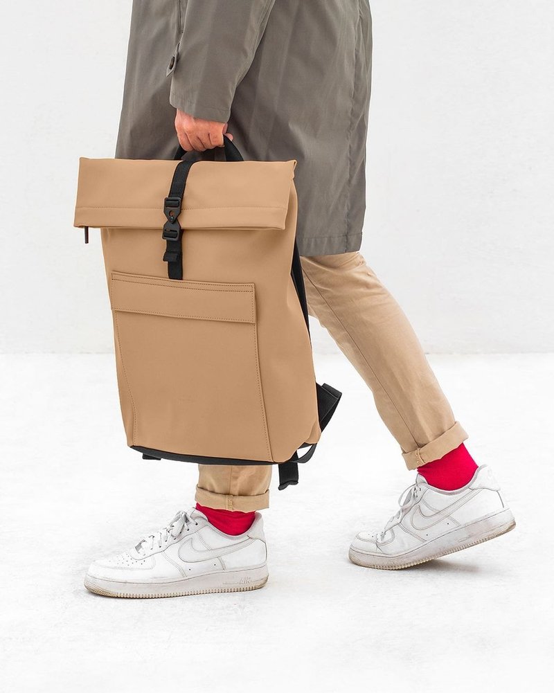 Jasper Medium Lotus系列后背包M (扁桃棕) - 后背包/双肩包 - 环保材料 橘色