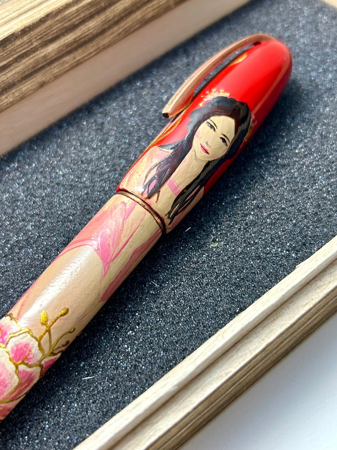 3952老山羊-天然漆彩绘笔 葛玛兰 醉花荫 玫瑰金刀尖(胭脂刀)钢笔 - 钢笔 - 其他材质 