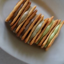 土生土长_台茶牛轧糖夹心饼干