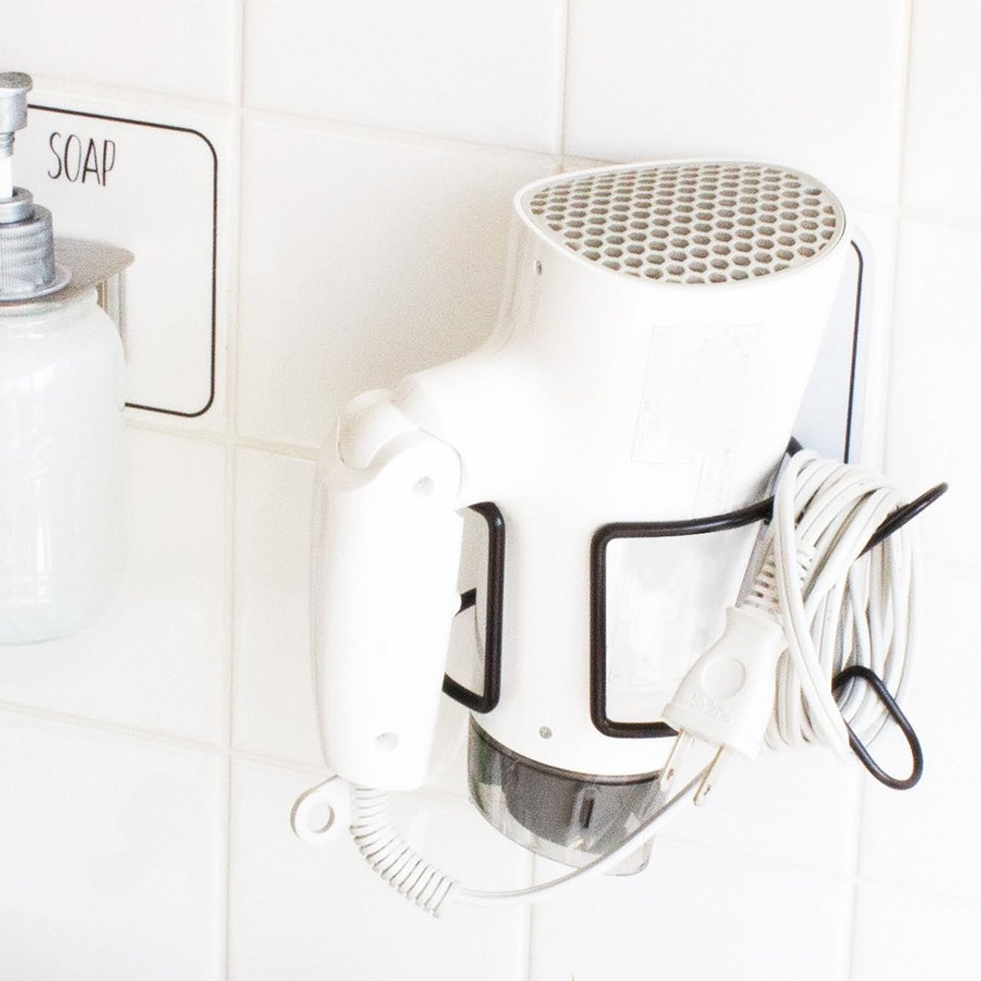 Blower hanging Otel Magic Sticky Hook Hairdryer Holder Dryer holder - 卫浴用品 - 塑料 白色