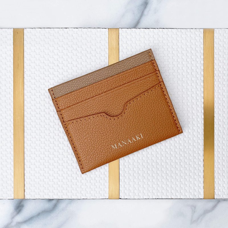 【MANAAKI】半月卡片套(6卡位) 名片夹 小钱包 钱夹 皮革 - 名片夹/名片盒 - 环保材料 咖啡色