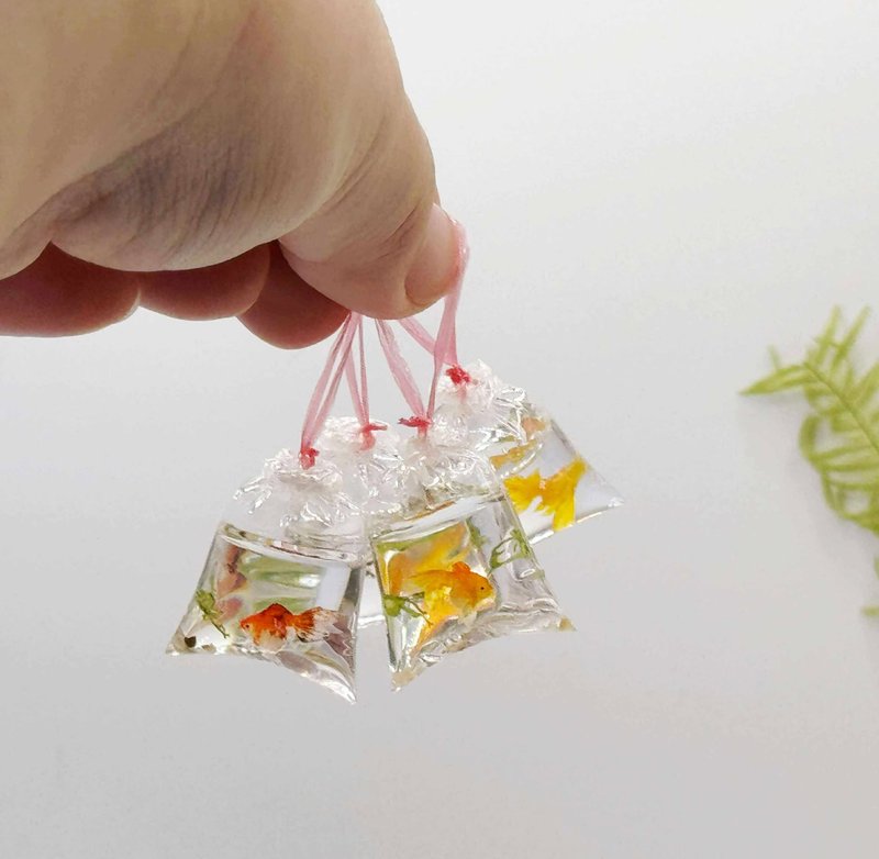 迷你金鱼袋  - 琉金 疗愈摆饰 - 摆饰 - 其他材质 橘色