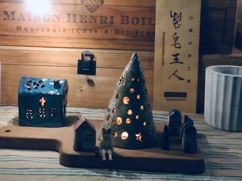 制陶工人/手捏陶陶艺创作/交换礼物/圣诞树烛台 - 花瓶/陶器 - 陶 白色