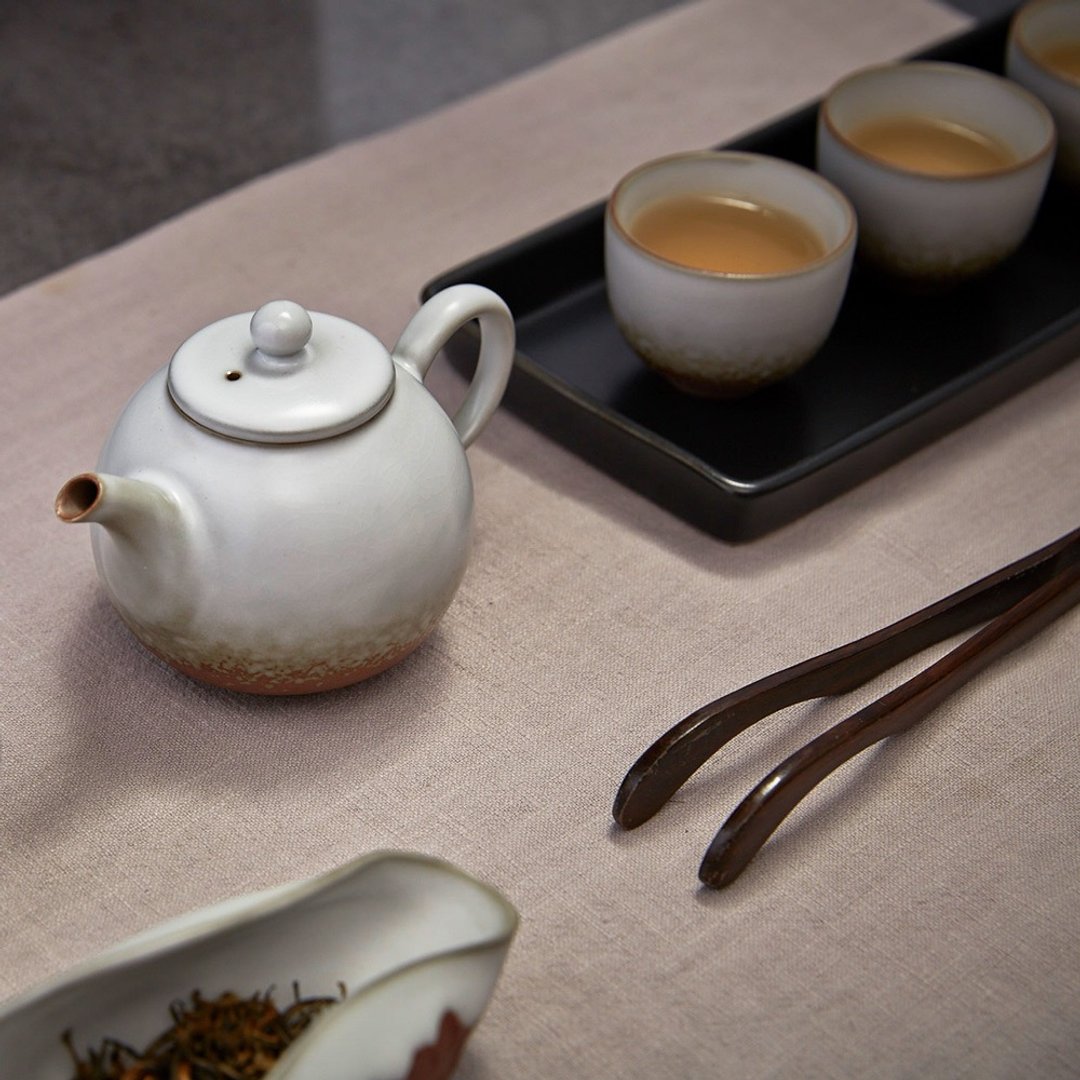 干唐轩陶器活瓷 | 春水茶具组 / 陶 / 一壶+二杯 (不含茶海) - 茶具/茶杯 - 陶 卡其色