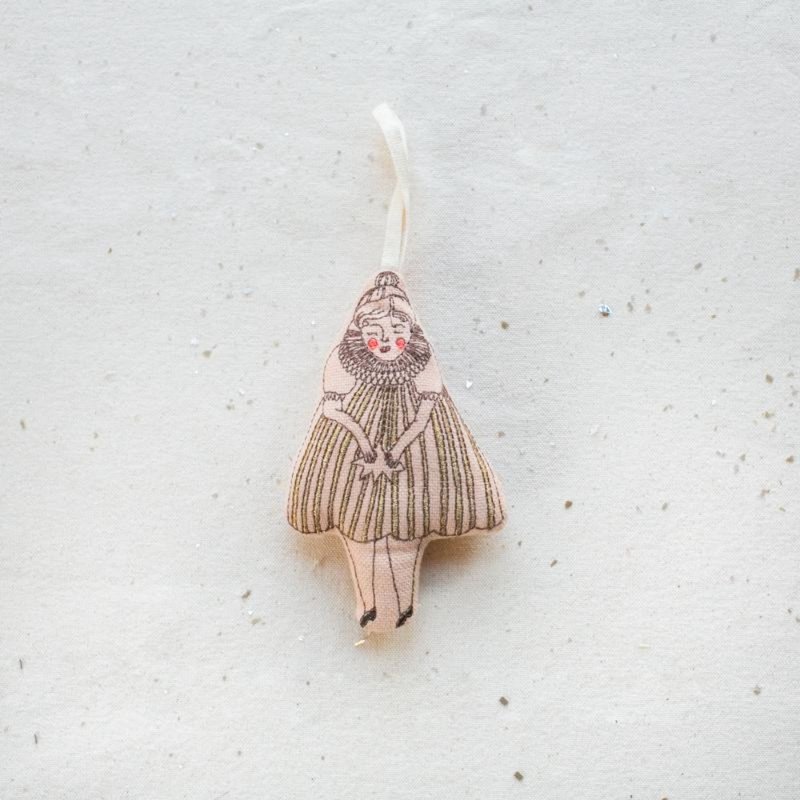 Wishing Star Girl, Lavender Ornament 许愿女孩 薰衣草香氛袋 - 其他 - 棉．麻 多色