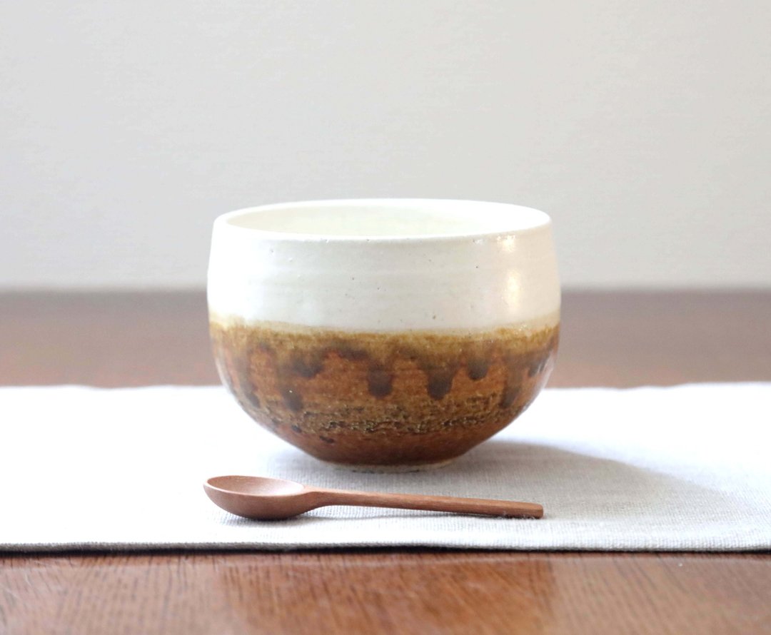 White and yellow brown round soup bowl 1 - 碗 - 陶 白色