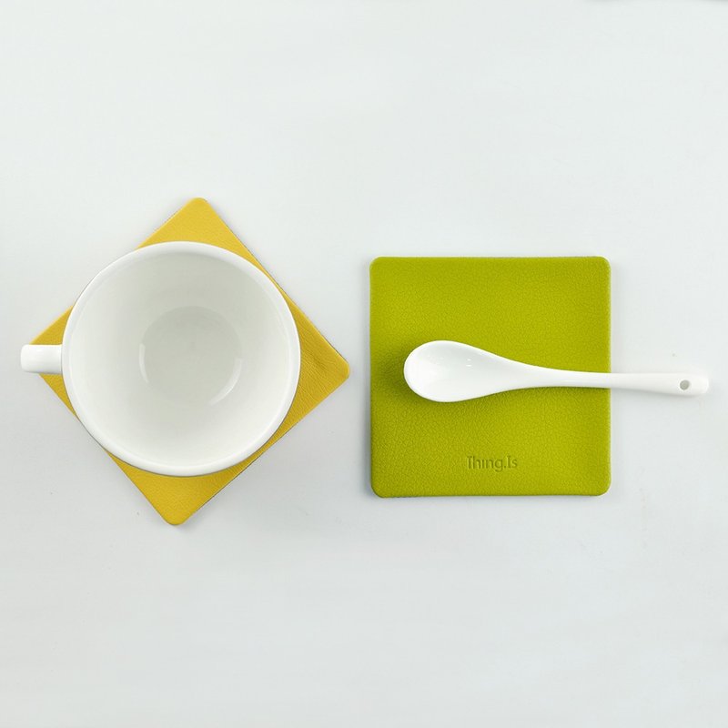 简约方形杯垫 双面材质 PU皮革+帆布 黄绿色系 - 杯垫 - 人造皮革 黄色