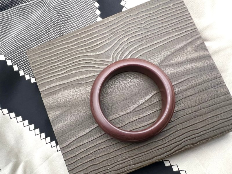 温养-天然红砭石玉镯手镯/适52、53、54圈口/女儿镯/送礼/收藏 - 手链/手环 - 玉石 红色