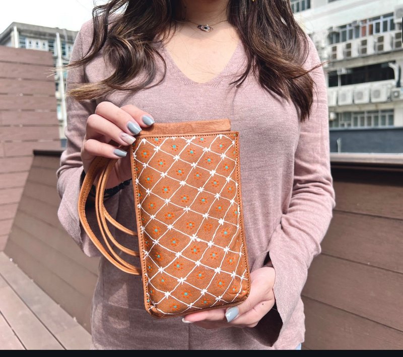 手工羊皮革丨随身侧包-小饼干 - 侧背包/斜挎包 - 真皮 咖啡色