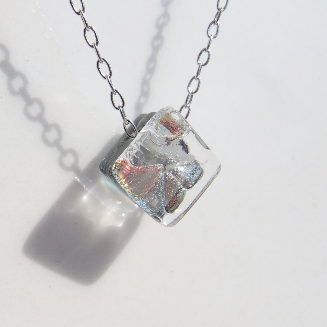 玻璃钻石（黑色钻石【暖色系】）项链【可选购佩蒂特】【预约制作】 - 项链 - 玻璃 透明