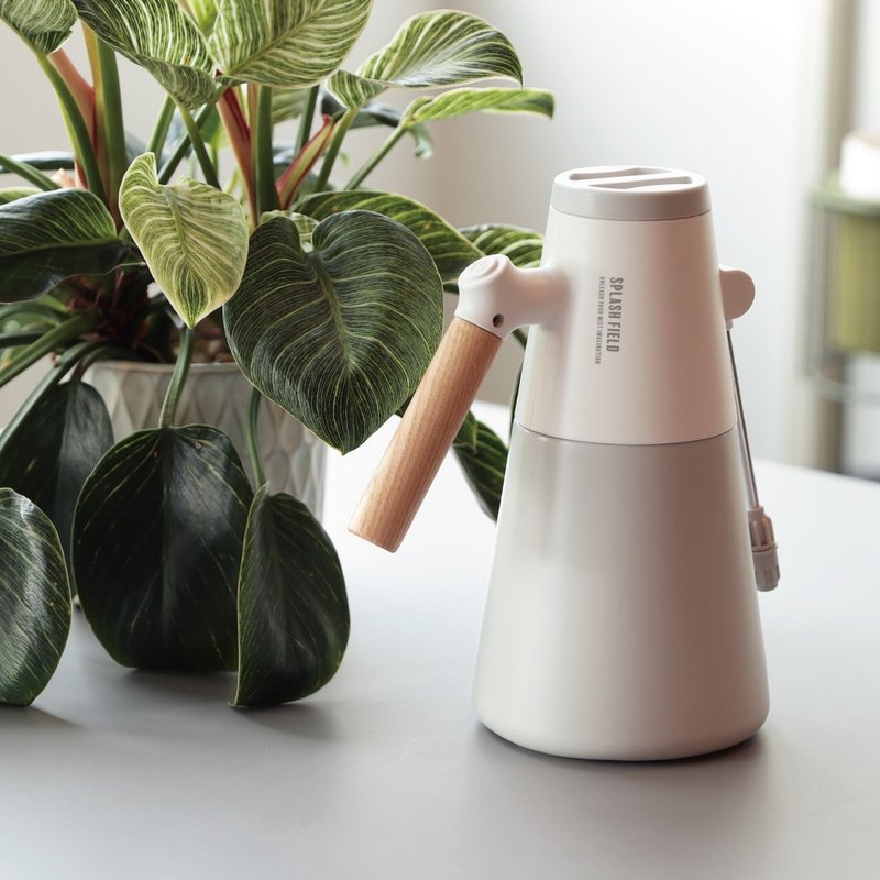 日本Magnets简约日式风格木柄设计电动浇花浇水可调整喷雾器 - 其他 - 塑料 白色