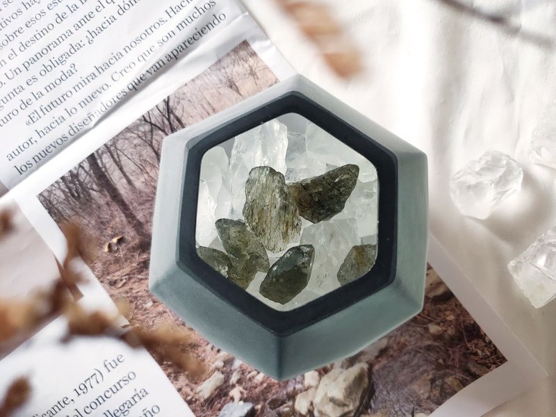 莫兰迪绿雾面水晶聚宝盆 扩香盆 喜玛拉雅白水晶  绿碧玺发晶 - 摆饰 - 玻璃 