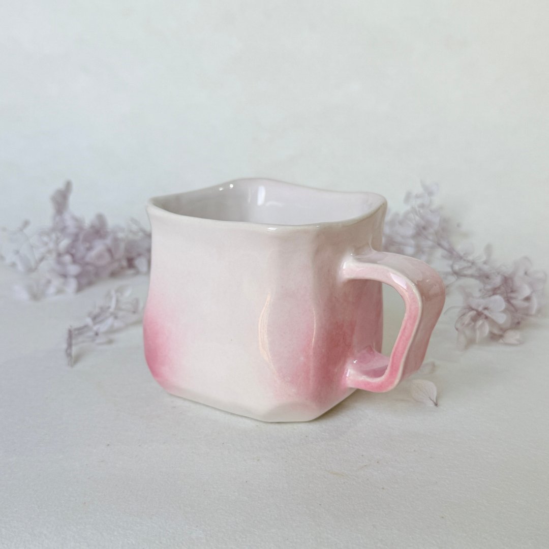 樱花甜白。马克杯 手工陶瓷茶杯 咖啡杯 陶艺 方形杯 情人节礼物 - 其他杯子 - 瓷 粉红色