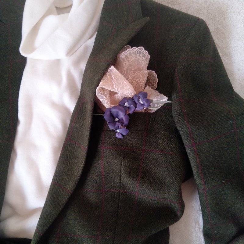 手染紫色花朵真皮胸针 植鞣牛皮手工饰品 - 胸针 - 真皮 紫色