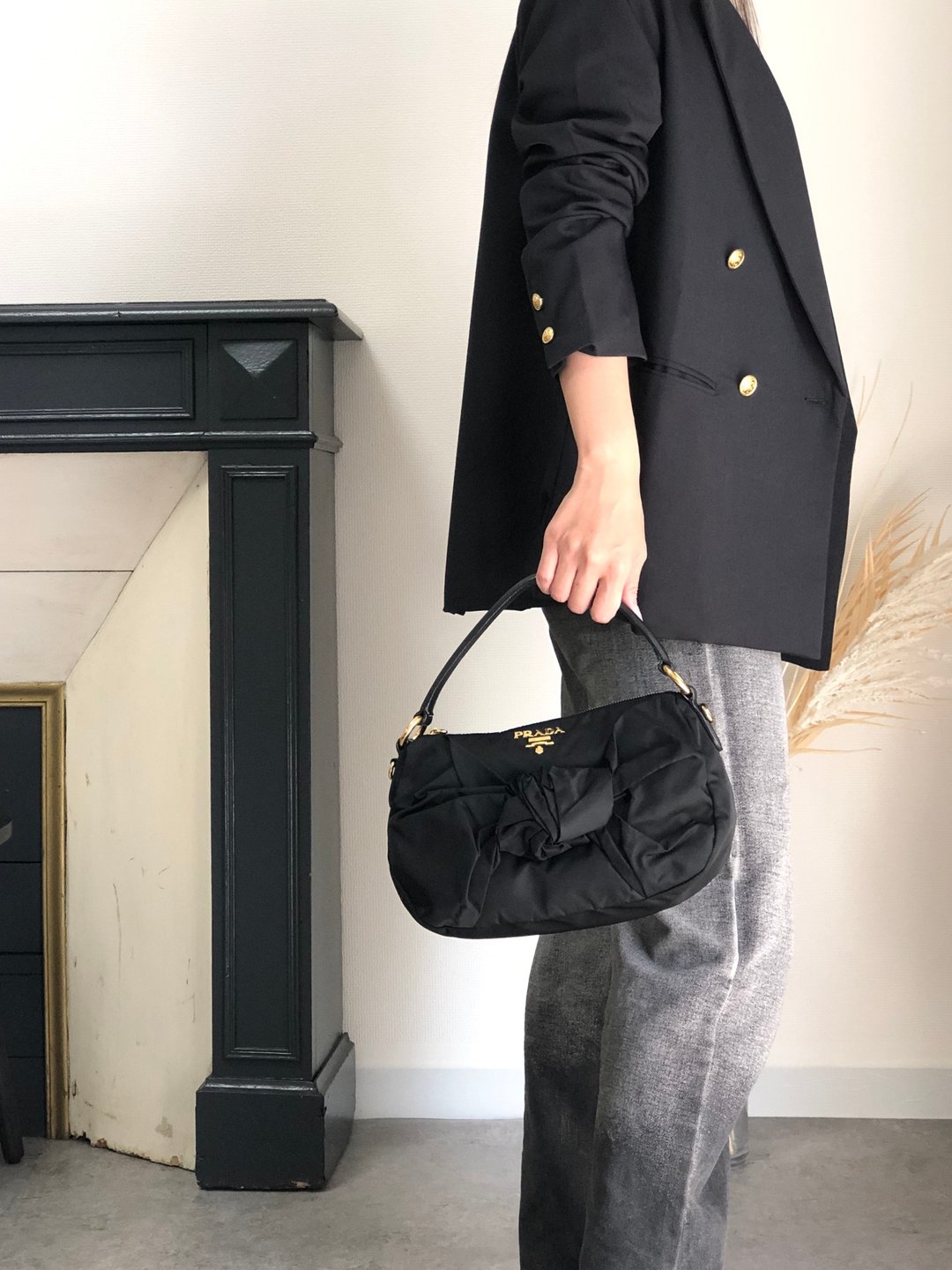 【 日本直送 名牌中古包 】PRADA 普拉达 侧背包 黑色 经典标志 缎带 尼龙 2way 腋下包 vintage 33v85k - 侧背包/斜挎包 - 尼龙 黑色