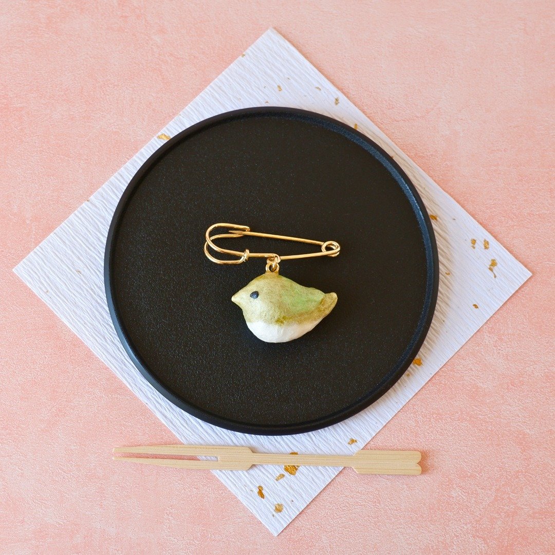 纸艺饰品 胸针 练り切り 莺 和菓子 - 胸针 - 纸 绿色