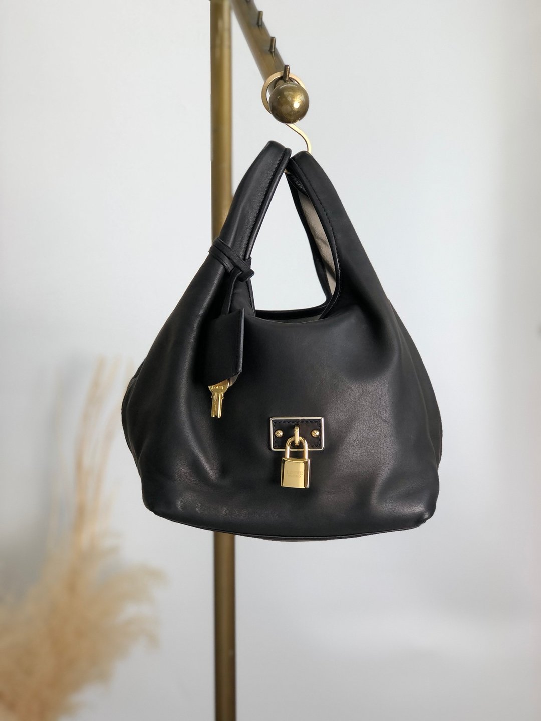 【日本直送，名牌二手包装】LOEWE 手提包黑纳帕皮 Karie PM 迷你包 复古 Vintage 5tzjrp - 手提包/手提袋 - 真皮 黑色
