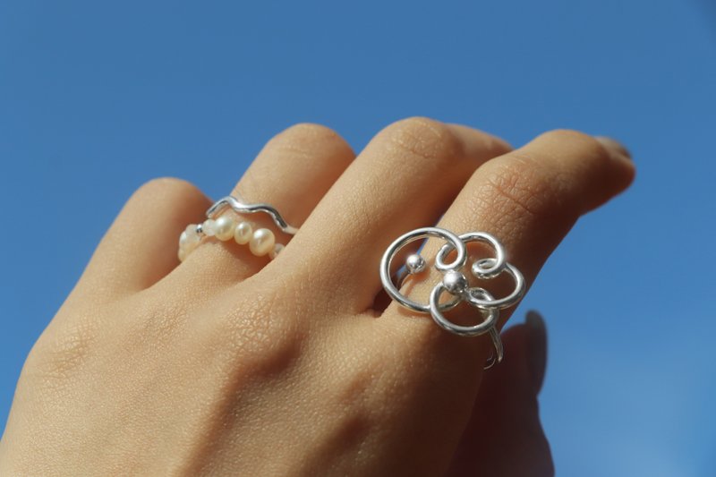 Vase with Twelve Sunflowers I 纯银油画小花戒指 - 戒指 - 纯银 银色