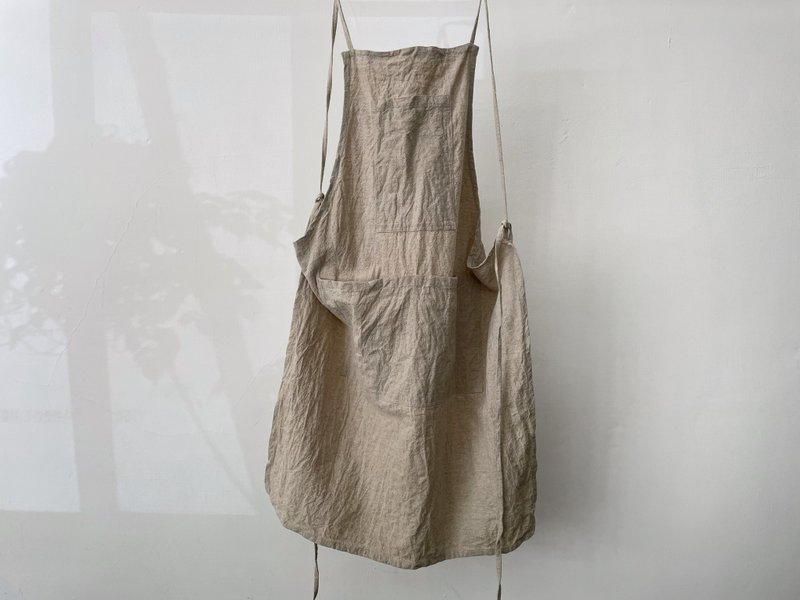 中版背面交叉薄围裙 - 围裙 - 棉．麻 