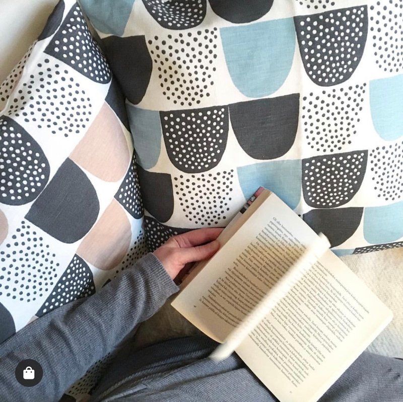 棉麻抱枕套 (粉色砂糖) - 枕头/抱枕 - 棉．麻 粉红色