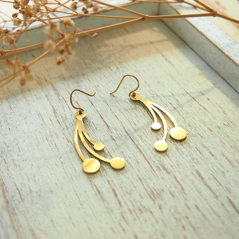 Three comets earrings handmade brass - 耳环/耳夹 - 铜/黄铜 金色
