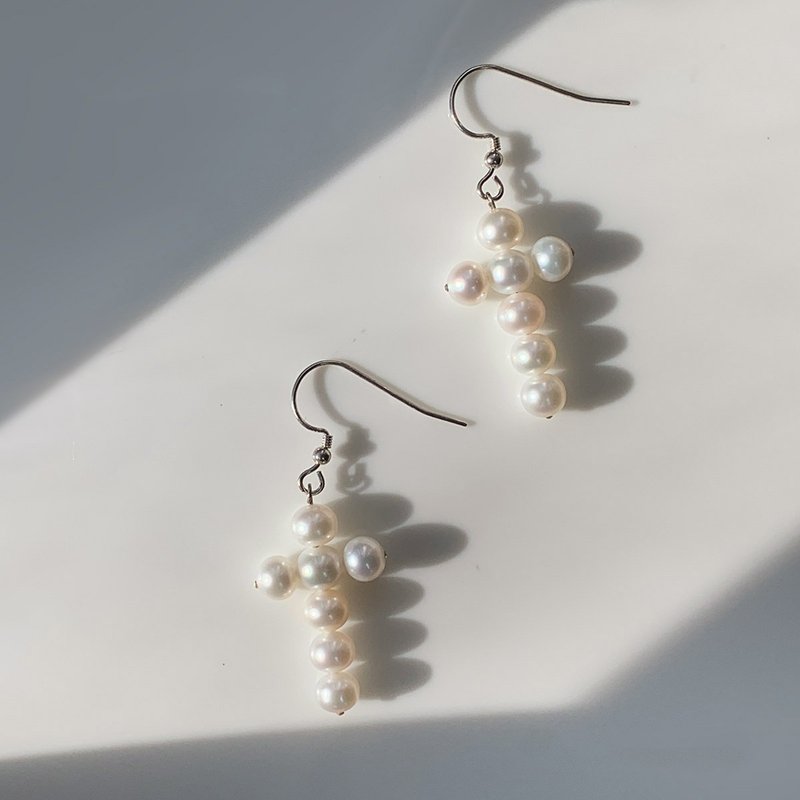 My Prayer-925纯银配养殖淡水珍珠耳环 - 耳环/耳夹 - 珍珠 白色