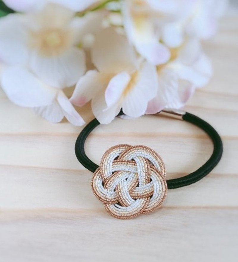 【白金】日式水引发圈 浪漫花朵编织发束 优雅气质手作饰品 - 发饰 - 其他材质 白色