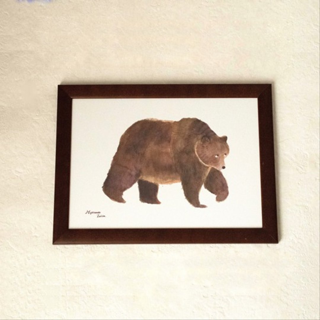 Bearish bear poster (A4 size) [Simple frame included] - 海报/装饰画/版画 - 纸 咖啡色