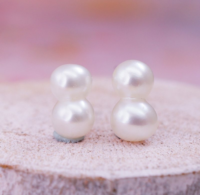 孪生 - 6x9mm 花生形 白色 珍珠 银电18K白金 耳针 耳环 - 耳环/耳夹 - 珍珠 白色