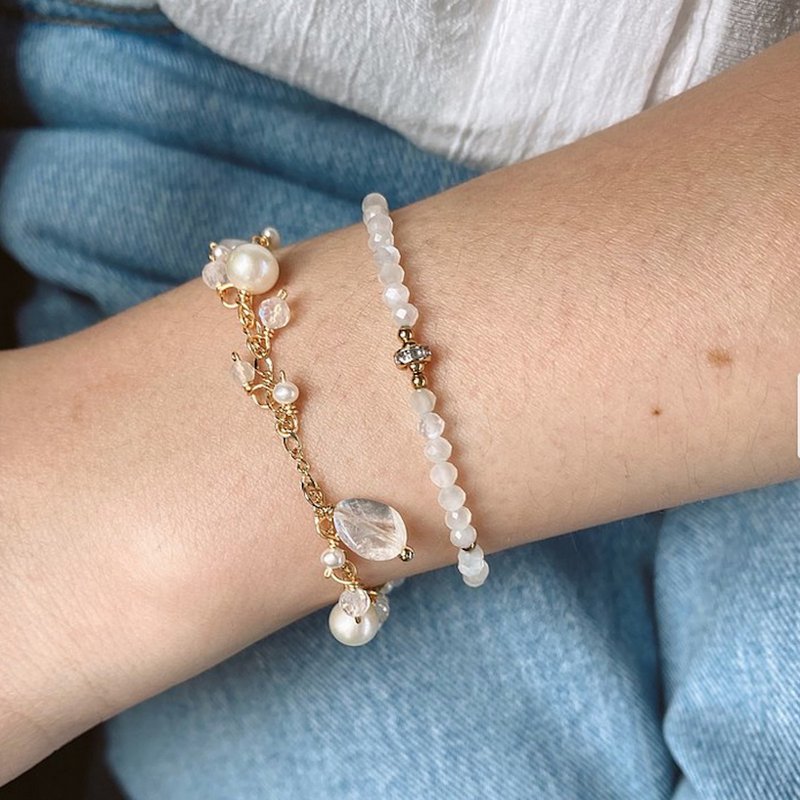 ITS-B153【天然宝石・白月光石】极美白月光石天然石手链手环 - 手链/手环 - 半宝石 白色