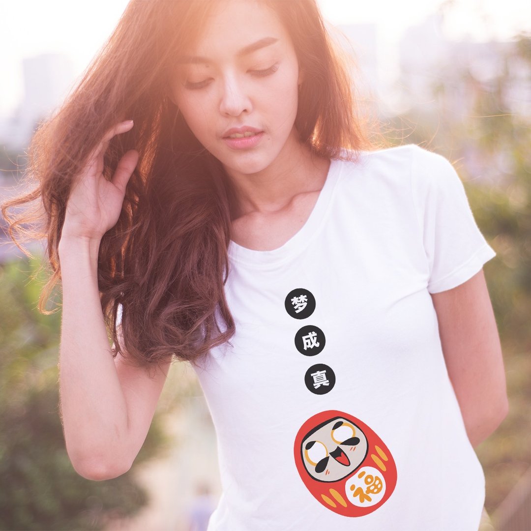 Tee-Saurus Auspicious Tees - Daruma - 女装 T 恤 - 棉 白色
