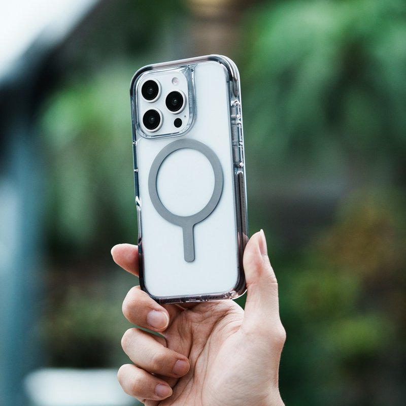 iPhone 16 Pro/Pro Max Combat 四角磁吸防摔三料保护壳-灰 - 手机壳/手机套 - 塑料 灰色