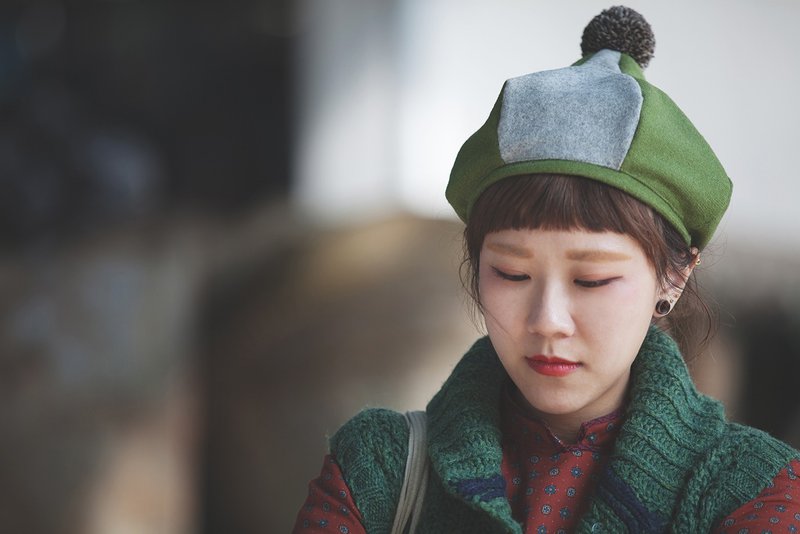 clown_毛球拼色马戏帽子.绿x灰 - 帽子 - 棉．麻 绿色