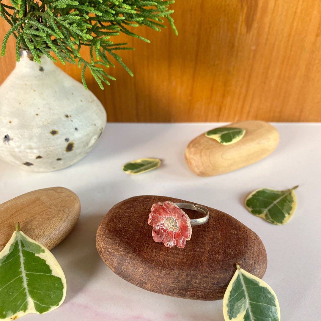 花朵戒指 ( 款号 18 ) / 陶瓷戒指 / 手工制作 - 戒指 - 陶 白色