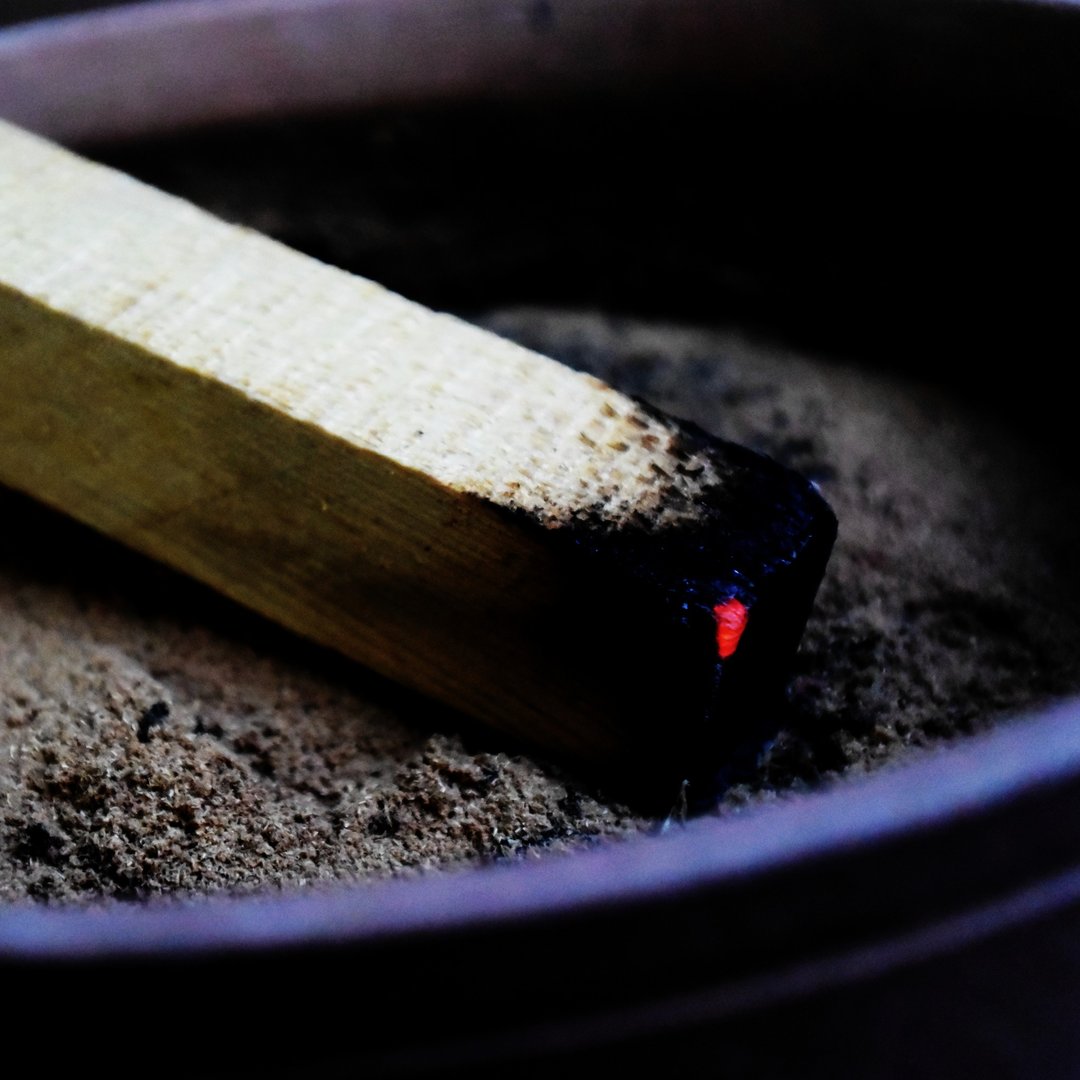 台湾桧木条/仪式感/焚烧/驱赶蚊虫/转换空间氛围 - 蜡烛/烛台 - 木头 金色