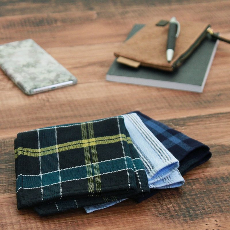 男士纱布毛巾手帕 礼物 男友 时尚 25cm×25cm 日本 - 手帕/方巾 - 棉．麻 多色