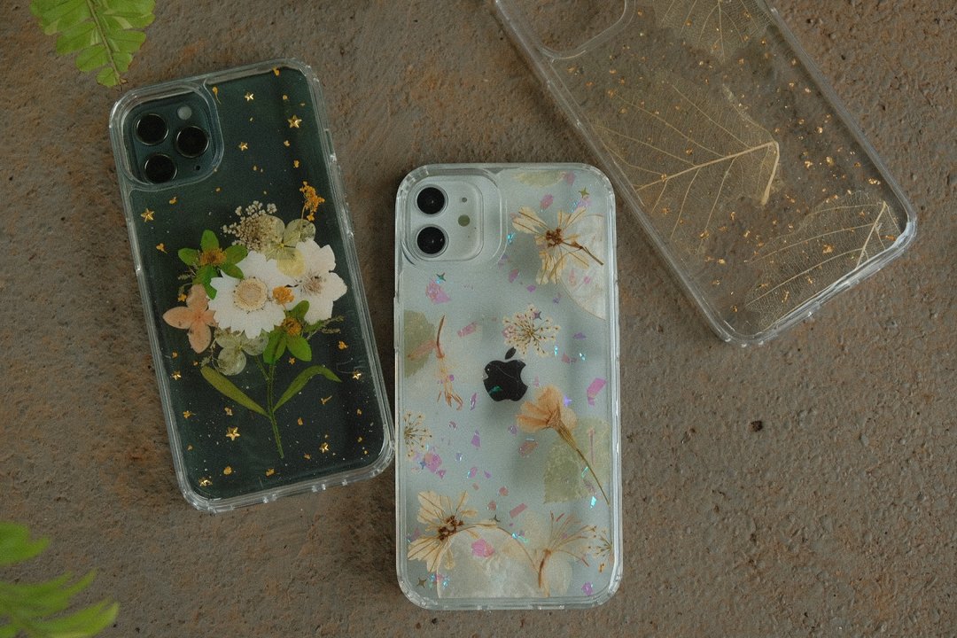 现货特惠 / iPhone13 押花手机壳 防摔 压花 手作 保护壳 树脂 - 手机壳/手机套 - 植物．花 白色