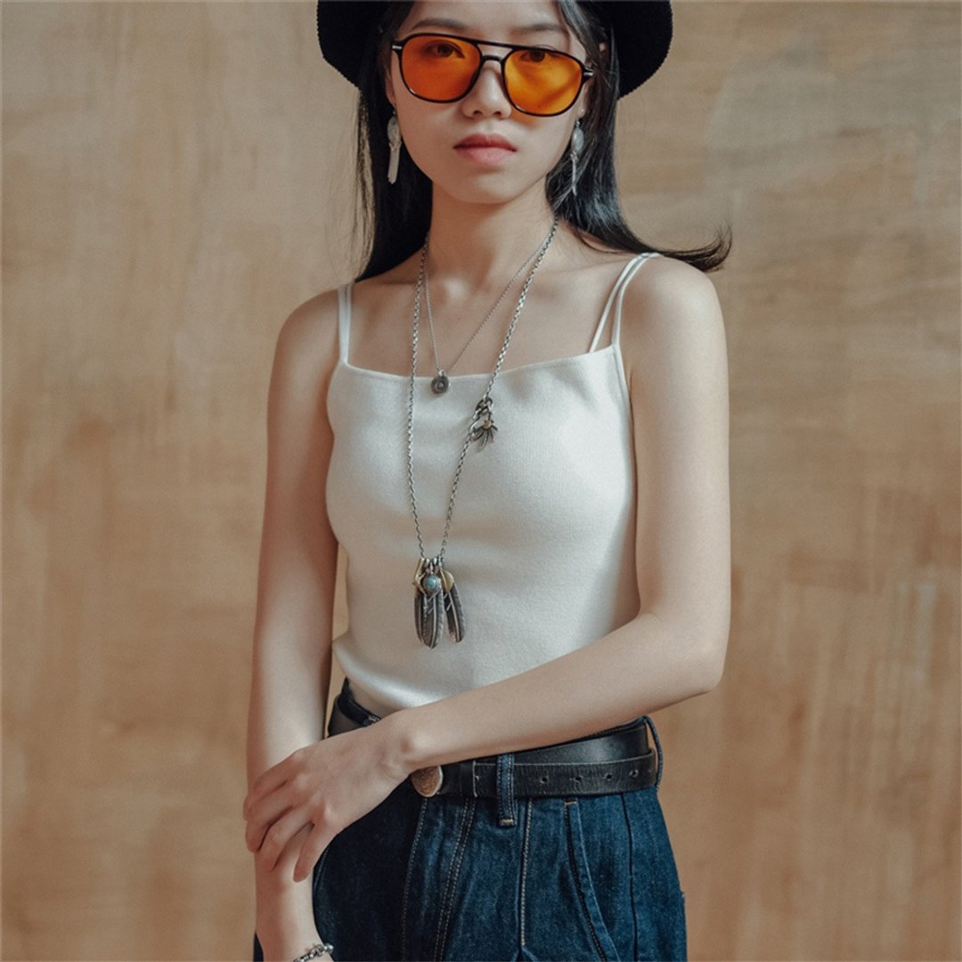白色/鹽黑色 精紡極細羊毛 直領細肩帶吊帶背心 舒適親膚 - 女装背心 - 羊毛 白色