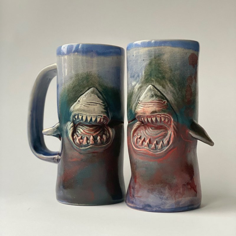 Shark Jaws handmade ceramic mug for tea and beer - 咖啡杯/马克杯 - 陶 