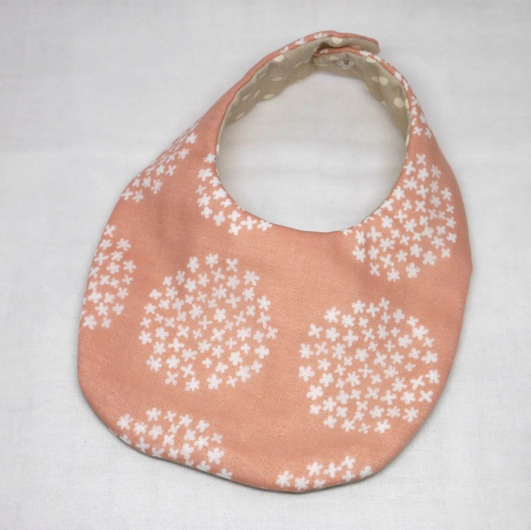 Japanese Handmade 8-layer-gauze Baby Bib - 围嘴/口水巾 - 棉．麻 粉红色