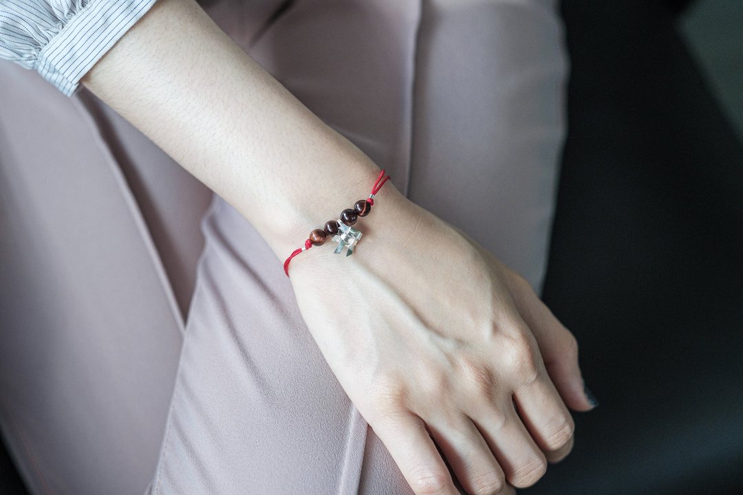 Red Tiger Eye Lucky charms RED bracelet or necklace - 项链 - 石头 红色