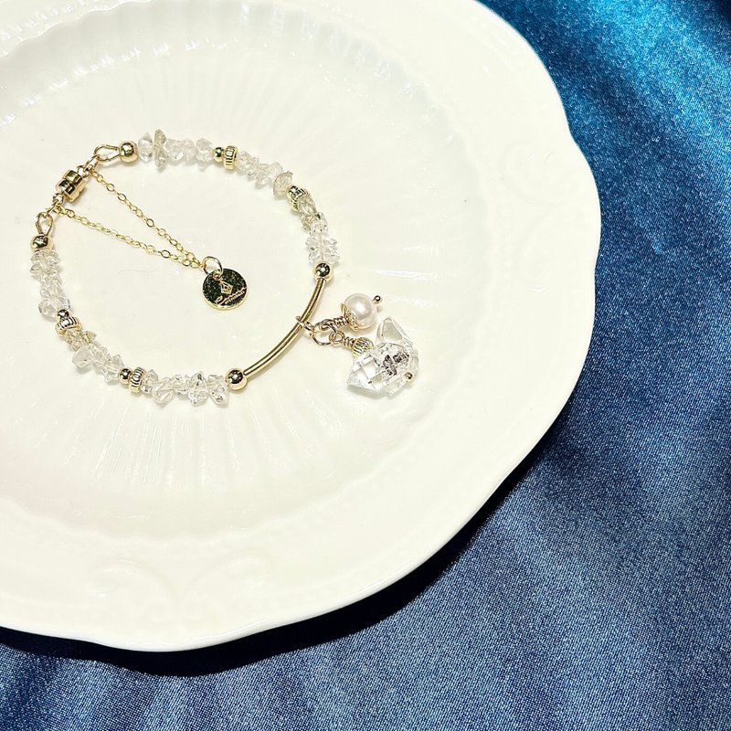 carina accessories 水晶手链 美国赫尔基蒙闪灵钻 黑沙闪灵晶簇 - 手链/手环 - 水晶 透明