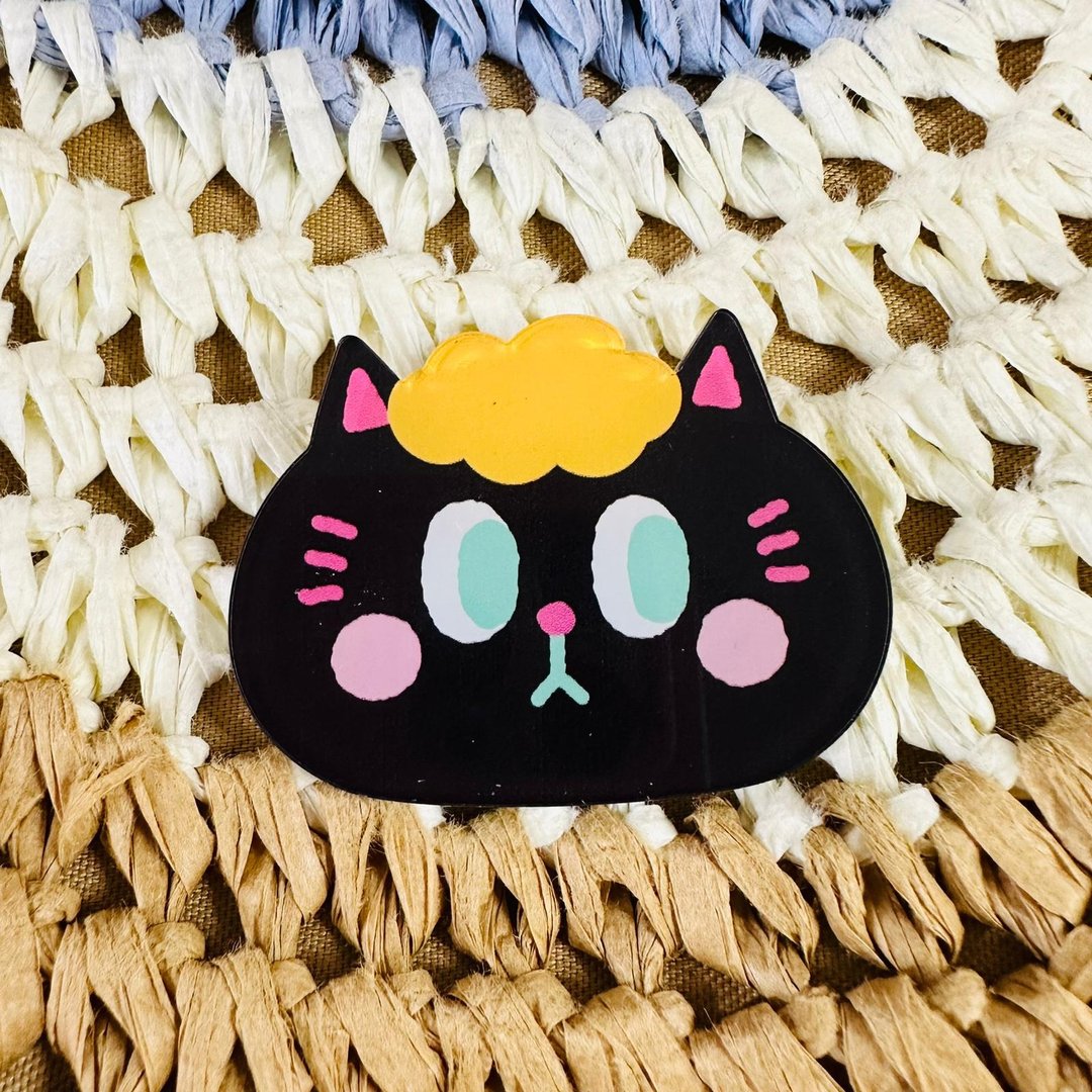 Kingnekosan 压克力造型别针 Kiyo 黑猫 - 胸针 - 塑料 黑色