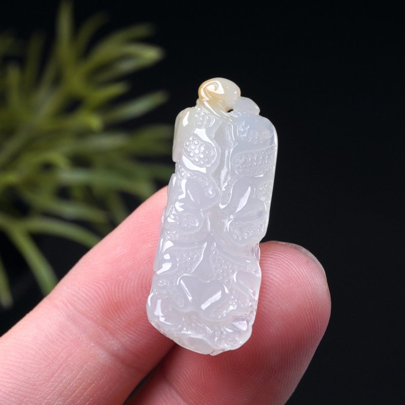 冰种飘黄翡翡翠白菜项链 | 天然缅甸玉翡翠A货 | 送礼 - 吊饰 - 玉石 多色