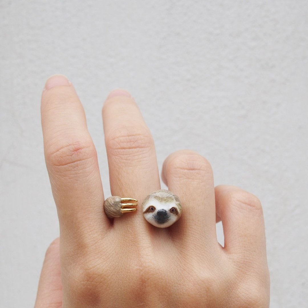 Sloth Hugging Ring - 戒指 - 铜/黄铜 灰色