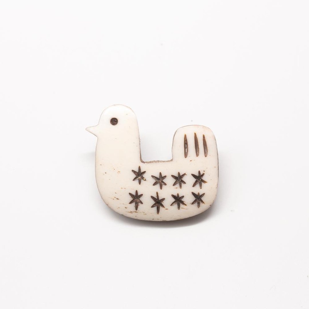 Buffalo bone brooch / duck white - 胸针 - 环保材料 