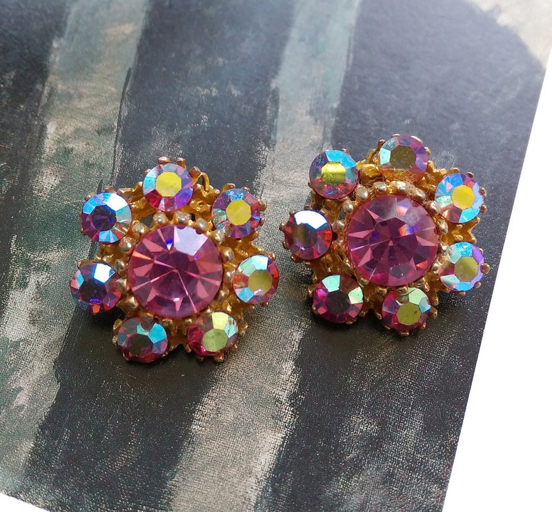 莱茵饰品 粉芭比 夹式耳环。西洋古董饰品 - 耳环/耳夹 - 其他金属 金色